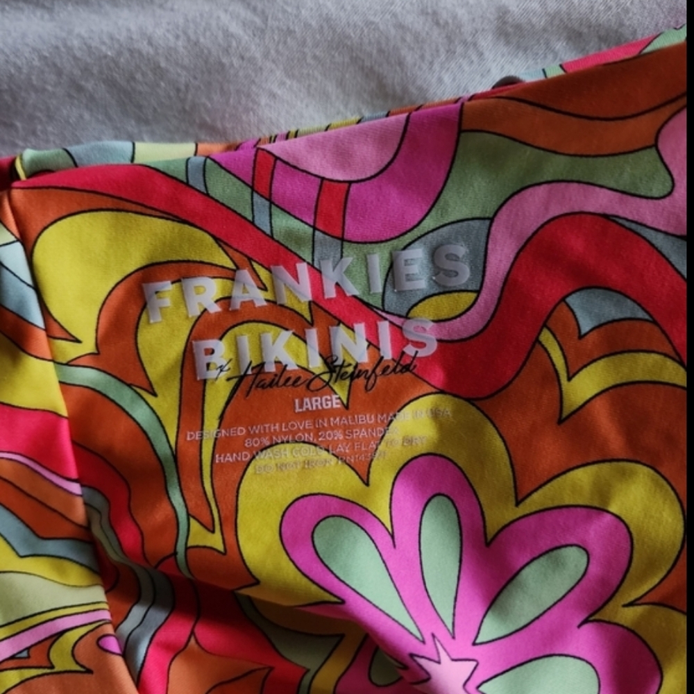 Frankies x Hailee Steinfeld Set - Picture 6 of 6